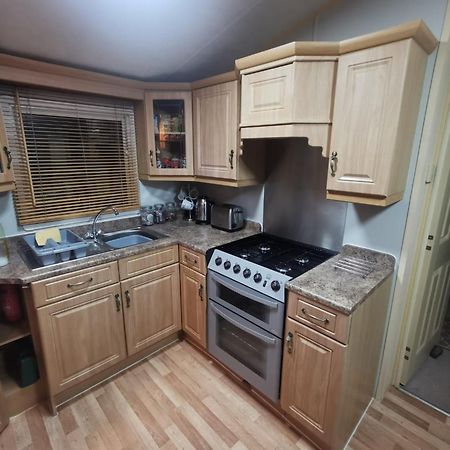 Wonderful 2 Bedroom Mobile Home Аберистуит Экстерьер фото